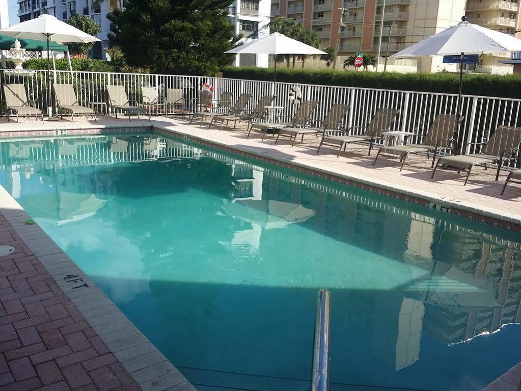 Shores Terrace Pompano Beach Exterior photo
